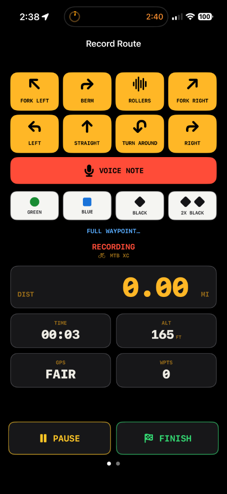 Record Route dashboard with quick-add waypoint buttons, voice note button, trail rating row and live distance, time, altitude and GPS stats.